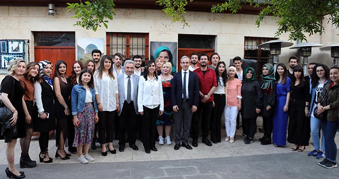 GAÜN ve KSÜ öğrencilerinden karma resim sergisi