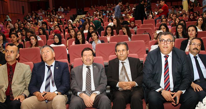 GAÜN’de 1. Hemşirelik Öğrencileri Sempozyumu