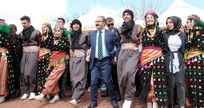 GAÜN’de coşkulu 'Nevruz' kutlaması