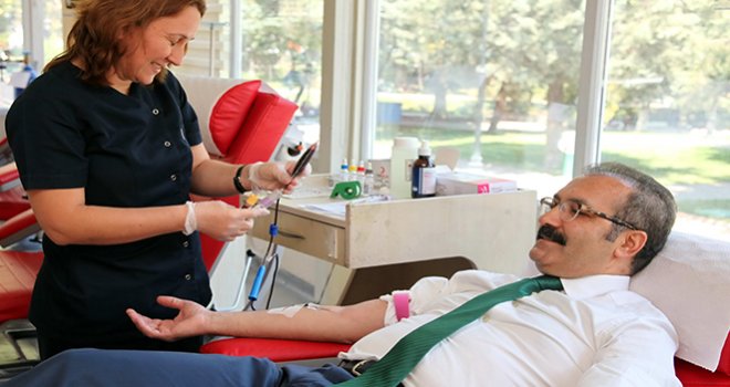 GAÜN’den ilik bağış kampanyası