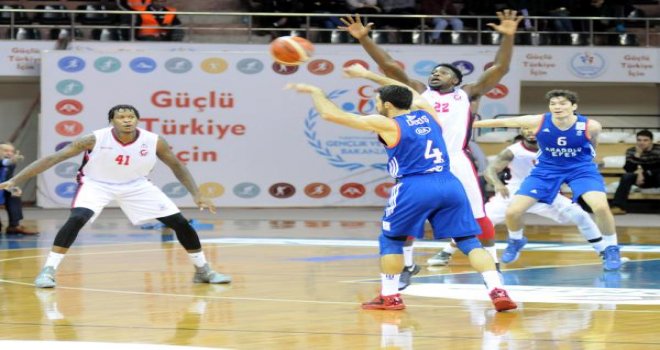 Gaziantep Basketbol-Anadolu Efes: 70-75