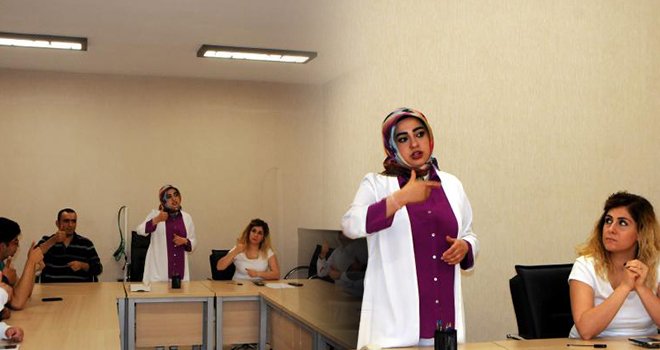 Büyükşehir Belediyesi'nde 'İşaret Dili' dönemi