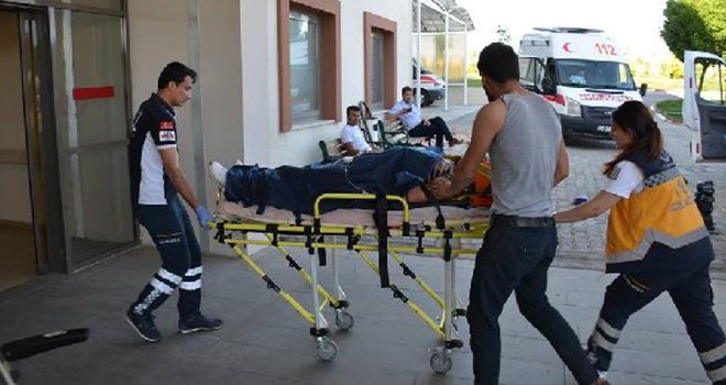 Gaziantep-Besni yolunda kaza: 5 yaralı 