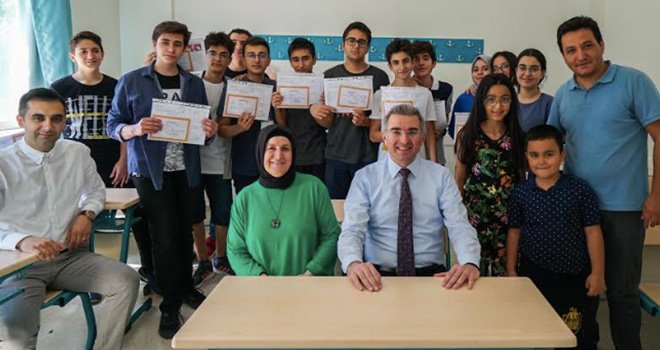 Gaziantep Erdem Kolejinde Karne Heyecanı