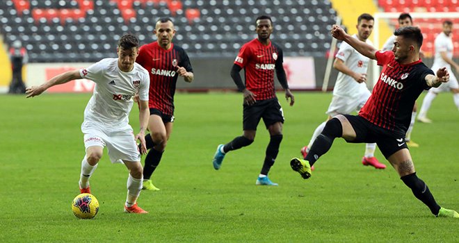 Gaziantep FK Sivassporu gollerle bombaladı: 5-1