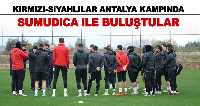 Gaziantep FK Antalya kampında hocasıyla buluştu