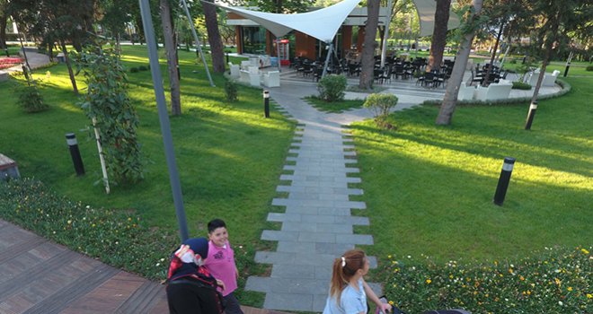 GAZİANTEP’İN “FISTIK GİBİ” PARKI HİZMETE GİRDİ