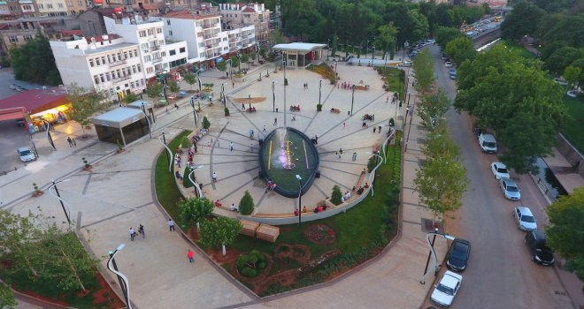 Gaziantep’in yeni meydanına “Milli İrade Meydanı” adı verildi