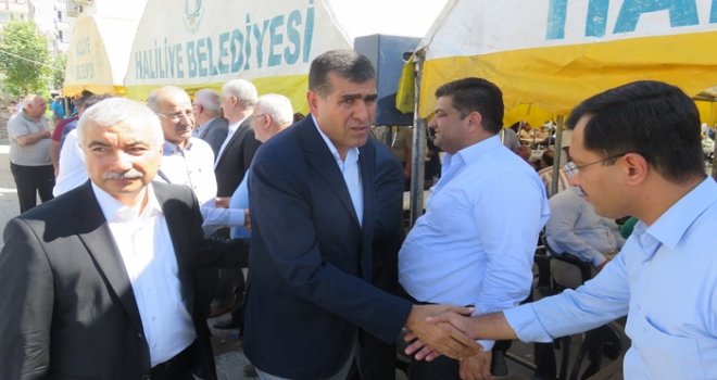 Gaziantepliler Birecik’te taziye evine akın ediyor