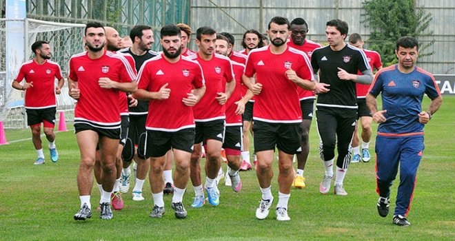 GAZİANTEPSPOR OSMANLISPOR’U GÖZÜNE KESTİRDİ