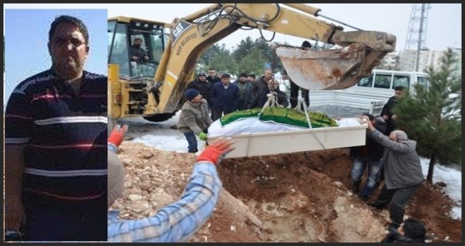 Gaziantep'te 300 Kiloluk Cenaze Kepçeyle Defnedildi