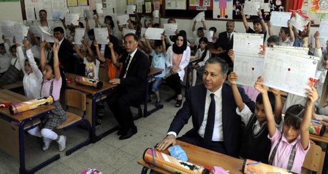 Gaziantep'te 571 bin öğrenci karne aldı