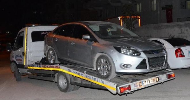 GAZİANTEP'TE APARTMAN GARAJINDA BOMBA PANİĞİ