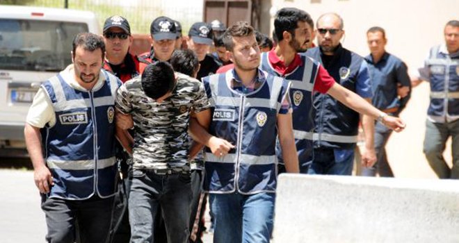 Gaziantep'te aranan hırsızlar Kahramanmaraş'ta tutuklandı