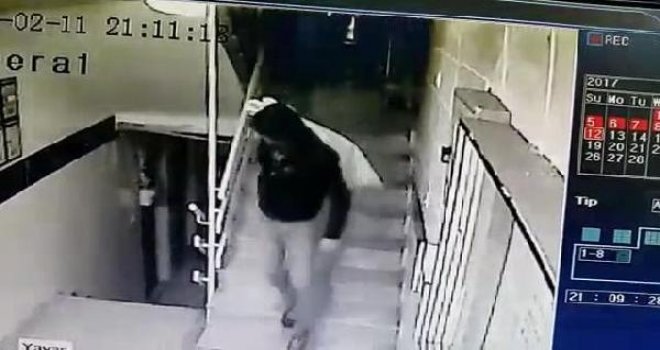 Gaziantep'te ayakkabı hırsızı güvenlik kamerasında