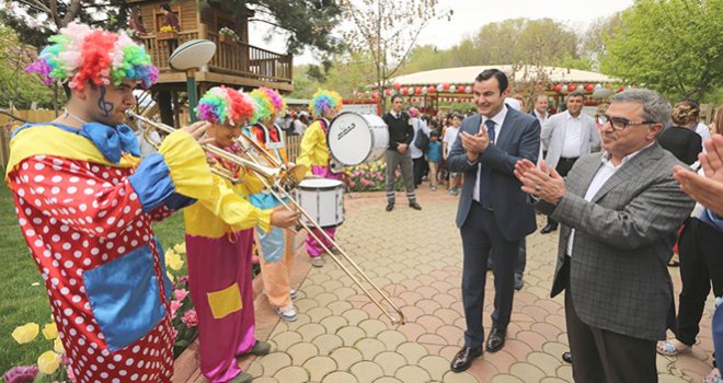 Gaziantep'te 'Bahar Şenlikleri' Botanik'te başladı