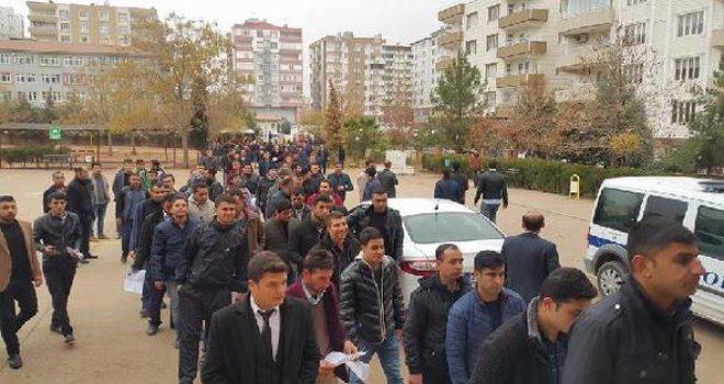 Gaziantep'te Bekçi adayları sınavda ter döktü