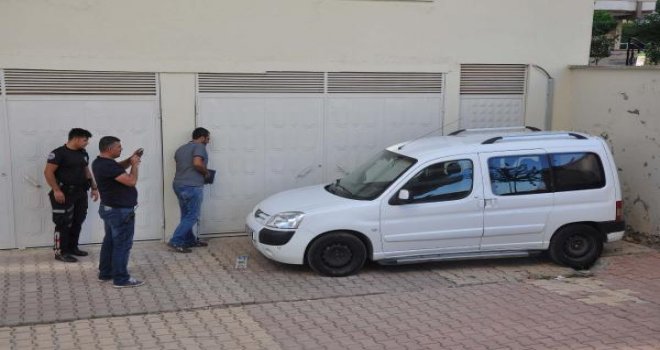 Gaziantep'te çalıntı araç ateş açılarak durduruldu