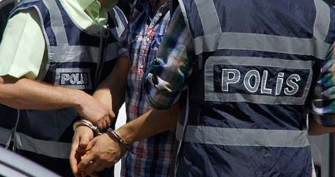 Gaziantep'te FETÖ'nün sivil mahrem imamlarına operasyon