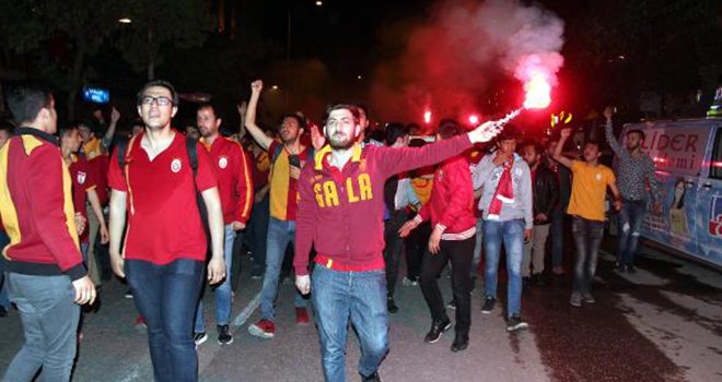 Gaziantep’te Galatasaray taraftarı kutlama yaptı