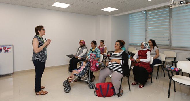 GAZİANTEP’TE GEBELİK OKULU AÇILDI