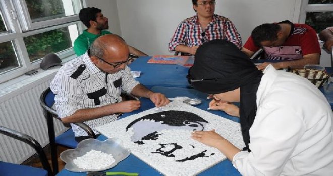 Gaziantep'te görme engellilere mozaik kursu