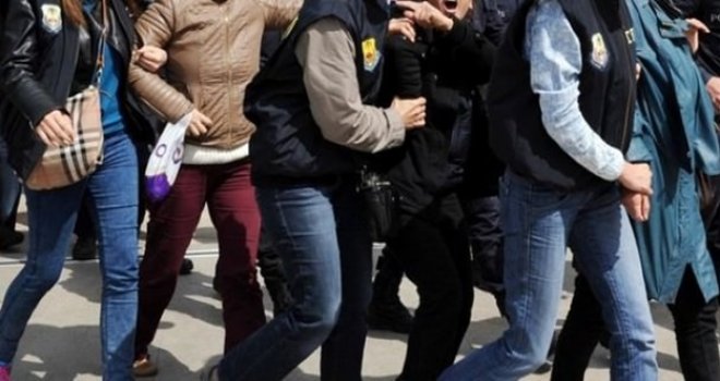 Gaziantep'te IŞİD üyesi 2 Türk tutuklandı, 5 yabancı sınırdışı