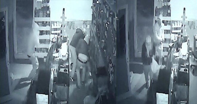 Gaziantep'te kar maskeli hırsızlık güvenlik kamerasında