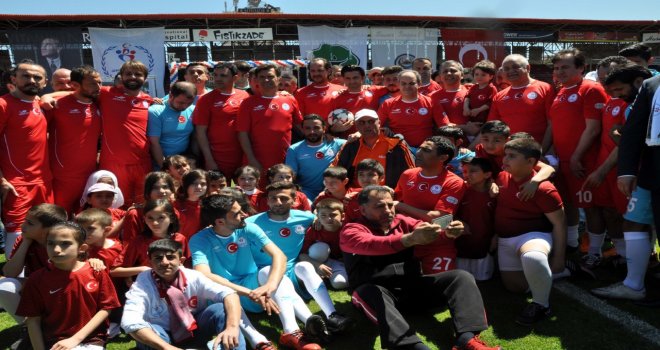 Gaziantep’te kardeşlik turnuvasında dostluk kazandı 4-4