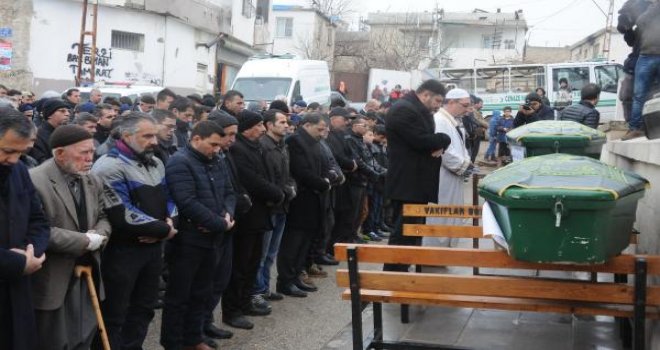 Gaziantep’te Katledilen 9 Kişi Toprağa Verildi