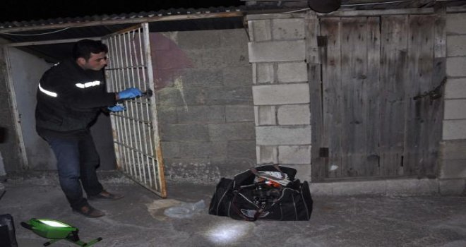 Gaziantep'te kuyumcu soyguncuları malzemeleri bırakıp kaçtı