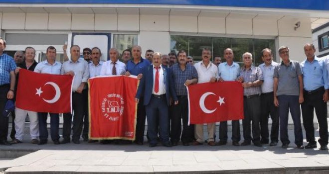 Gaziantep'te muhtarlar promosyonlu maaşlarını çekti