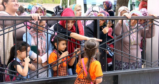 Gaziantep'te okullara velilerin girmesi yasaklandı