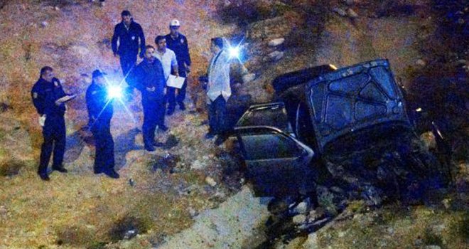 Gaziantep'te otomobil devrildi: 1 ölü, 2 yaralı