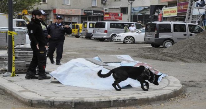Gaziantep’te şüpheli otomobilde patlayıcı arandı