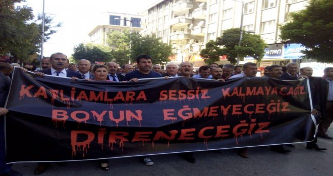 GAZİANTEP’TE TERÖRE KARŞI 5 BİN KİŞİ YÜRÜDÜ