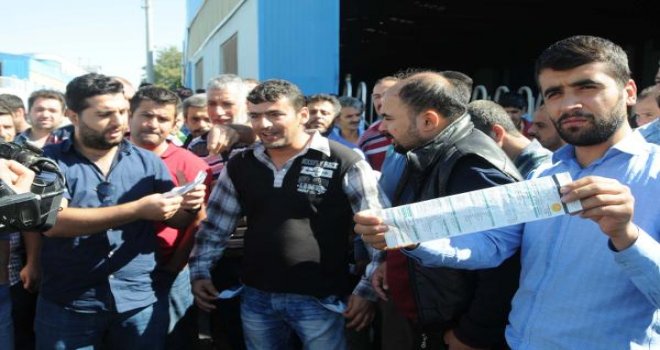 Gaziantep'te TMSF'ye devredilen Naksan işçilerinden eylem