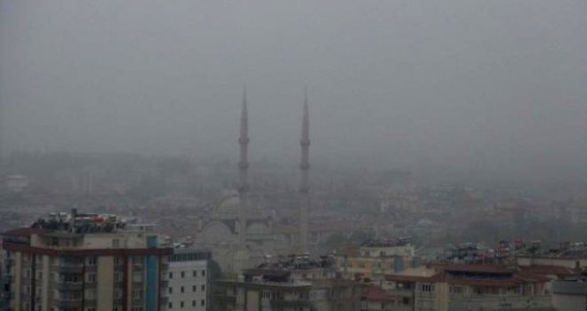 Gaziantep'te yoğun sisten tüm uçak seferleri iptal