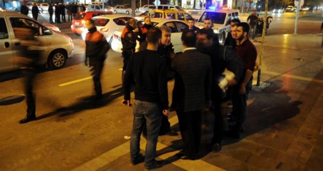 Gaziantep'te yol verme kavgası: 2 yaralı