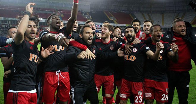 Gazişehir zirveye adım adım yaklaşıyor