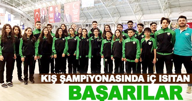 Gençler paletli yüzmede gururlandırdı