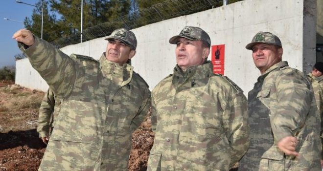 Genelkurmay Başkanı Akar, Gaziantep sınır hattında