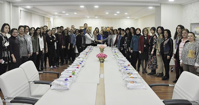 GKV’de 8 Mart’a anlamlı kutlama