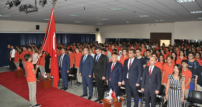 GKV'de ilk ders Demokrasi ve 15 Temmuz Şehitleri