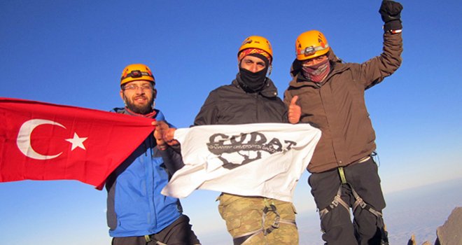 GÜDAT’tan Erciyes Dağına Zirve Tırmanışı