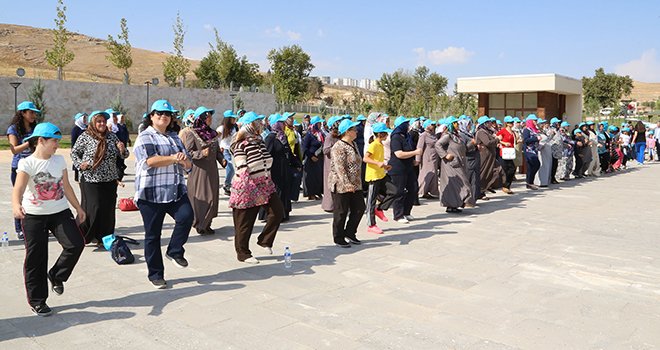 HANIMLAR SABAH SPORUNDA BULUŞUYOR
