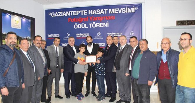 Hasat Mevsimi fotoğraflarıyla ödüle layık görüldüler