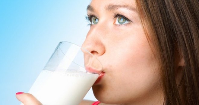 Her gün 2 bardak süt kilo verdiriyor