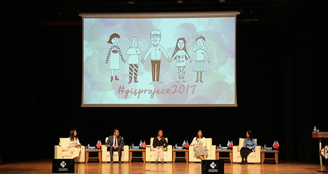 HKÜ ev sahipliğinde kız çocukları için STEM kampları