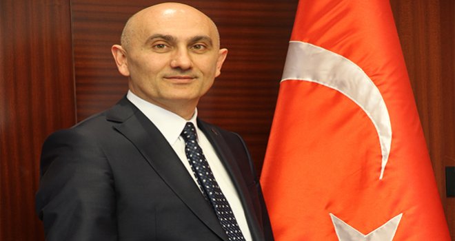 HKÜ REKTÖRÜ YILMAZ 29 EKİM CUMHURİYET BAYRAMI'NI KUTLADI